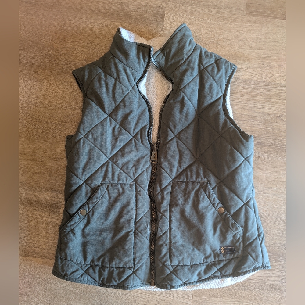 Free Country Vest With Pockets SIZE L
